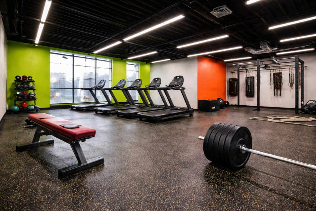 photo article peinture salle de fitness